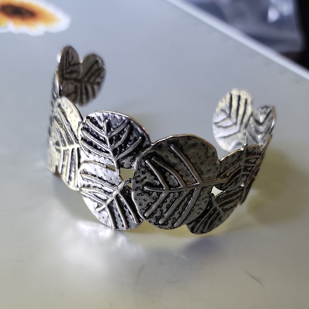 Adjustable LEAF CUFF BRACELET